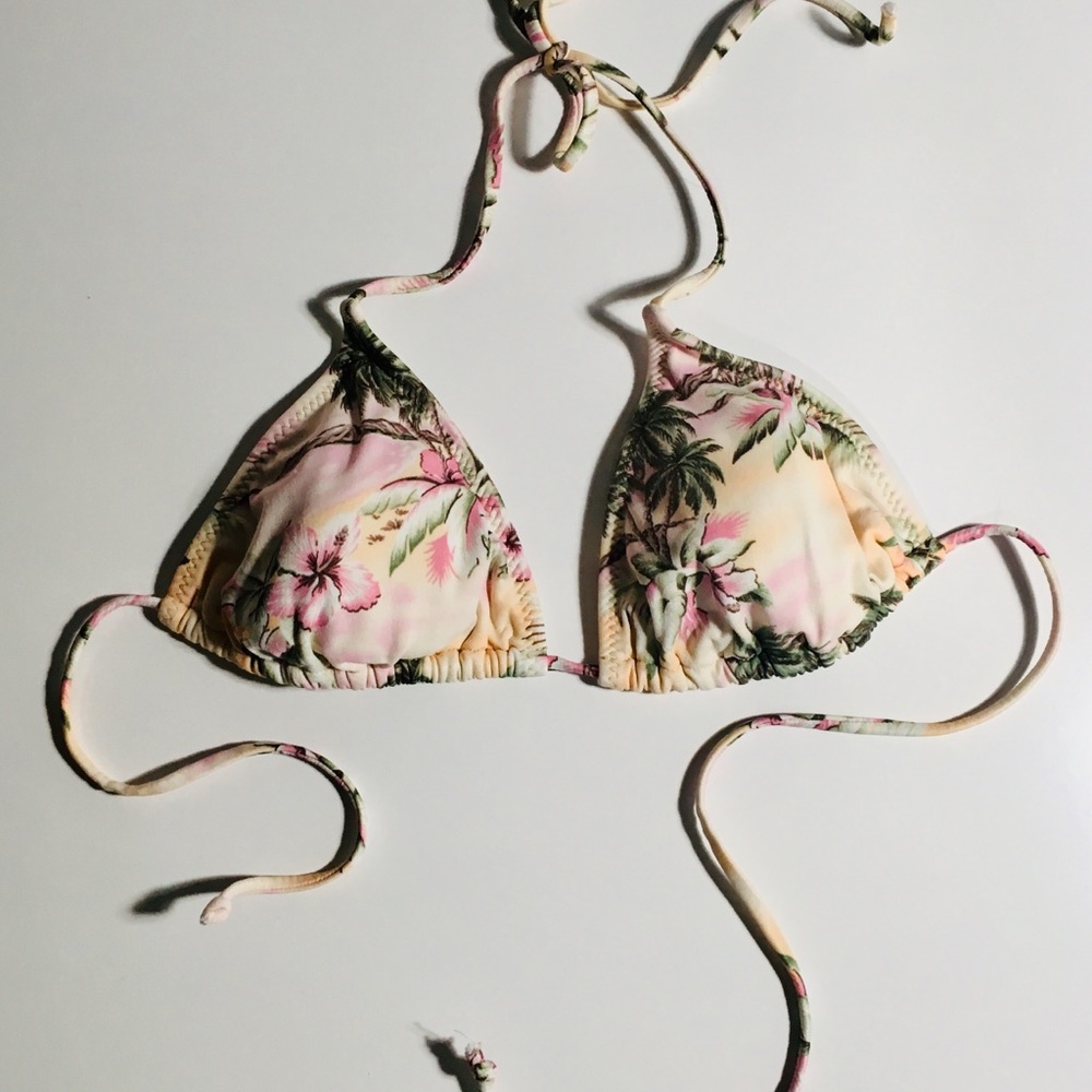 Hawaiian Bikini TOP ONLY Size Medium